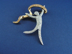 2000 Joy Brooch