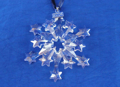 2004 Snowflake / Star Christmas Ornament